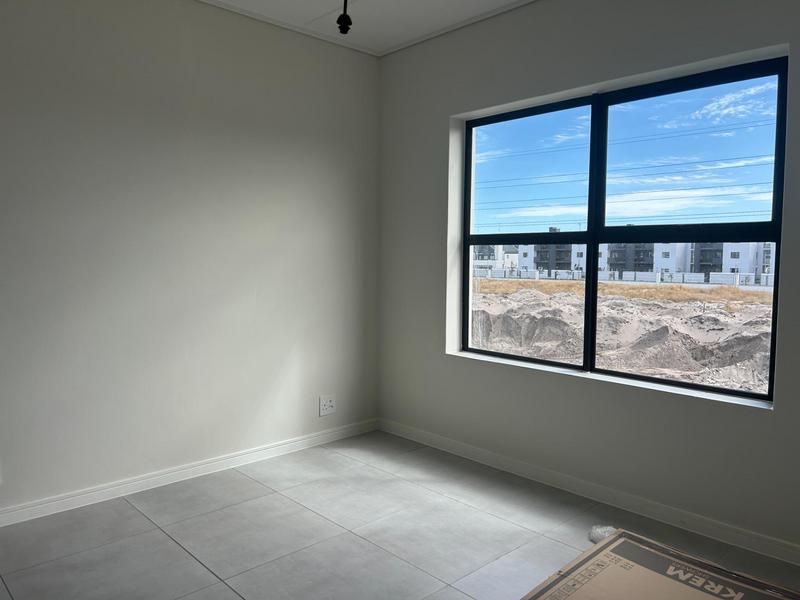 To Let 3 Bedroom Property for Rent in Sandown Western Cape